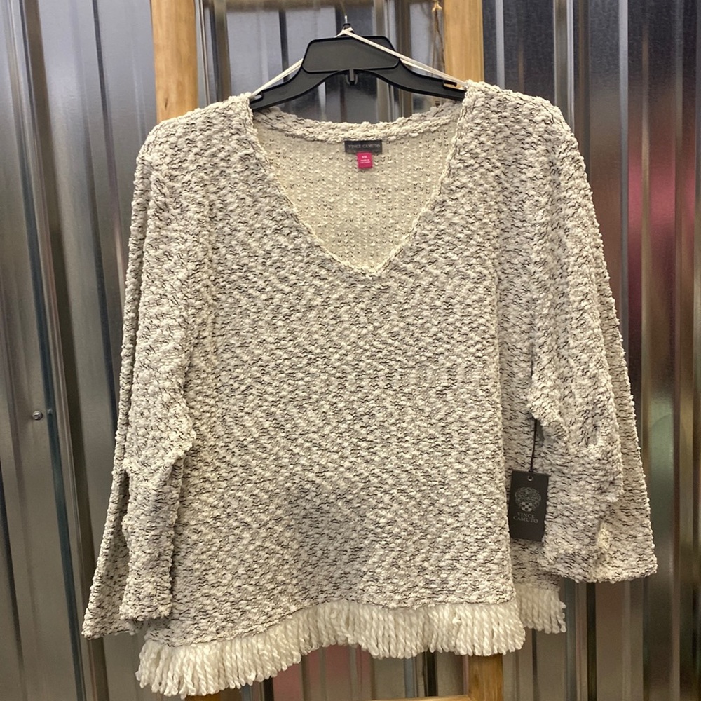 New with tags Vince Camuto sweater.